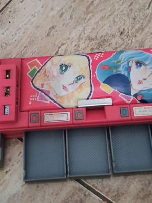 Candy collectible pencil case used, 90s