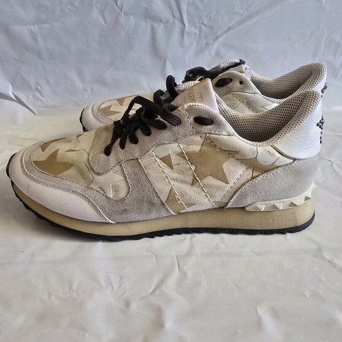 Valentino Garavani Rockrunner sneakers like new, beige, size 43