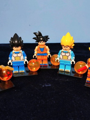 Dragon Ball φιγούρες τουβλάκια Vegeta Goku Cell Super Saiyan καινούργιο, 5 τεμάχια με αξεσουάρ