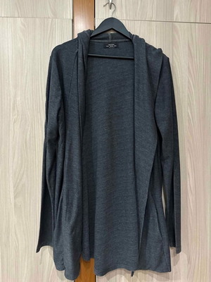 Men's charcoal gray long sleeve cardigan Bershka like new, size M