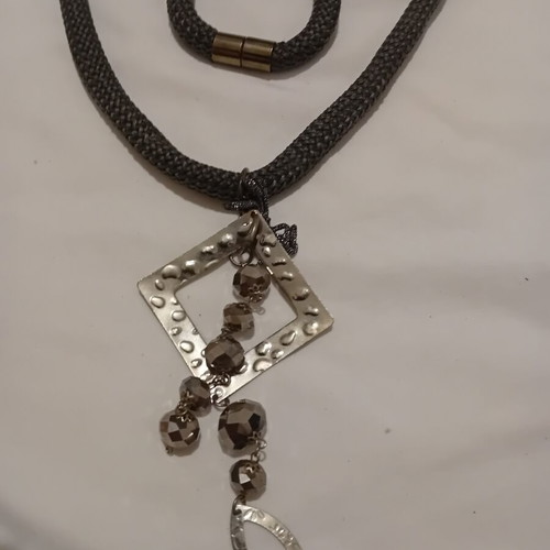 Necklaces used, pack of two with magnetic clasp and pendants