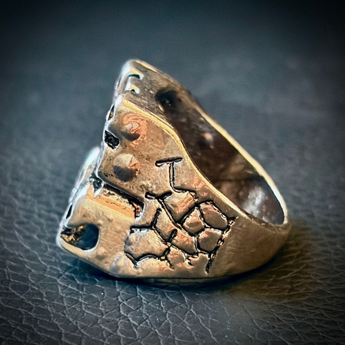 Gothic cross and skulls ring, M FORGE