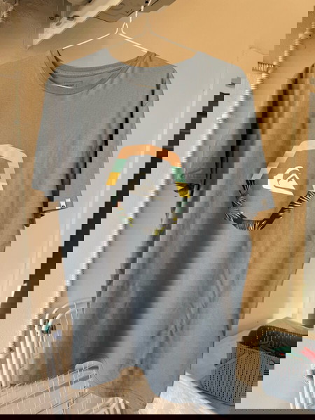 Quicksilver T-shirt