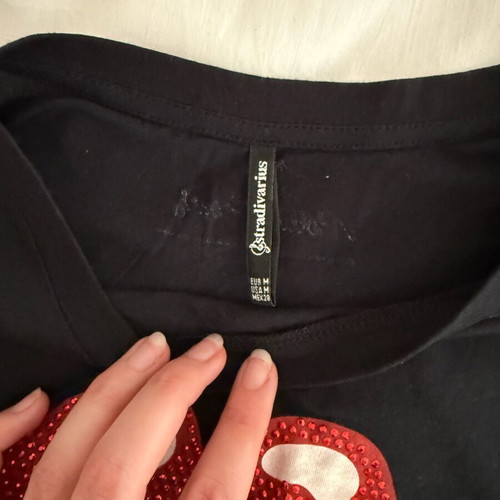 Stradivarius short-sleeve shirt size M like new, black and red