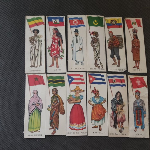 Melo collectible stickers used, pack of 12, national costumes