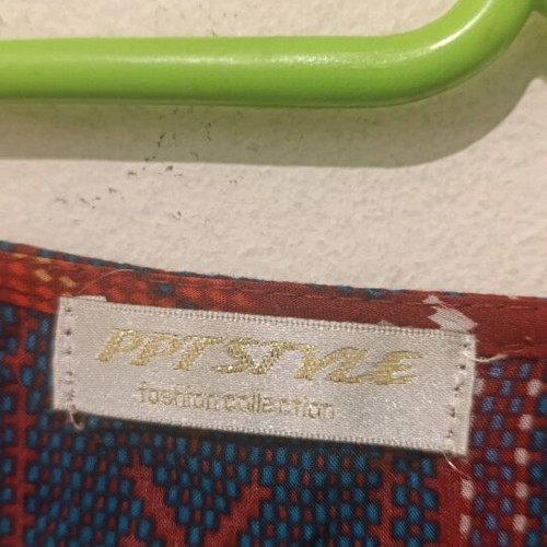 PPTSTYLE sleeveless tribal blouse XL like new, multicolor
