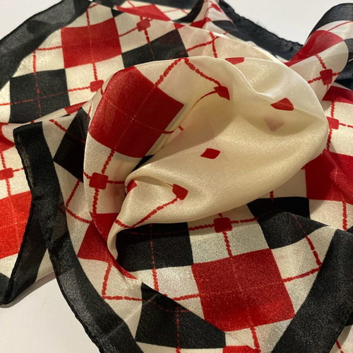 Alice in Wonderland scarf new 50.5x50.5 cm