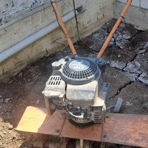 Tiller used with extra blades for extension