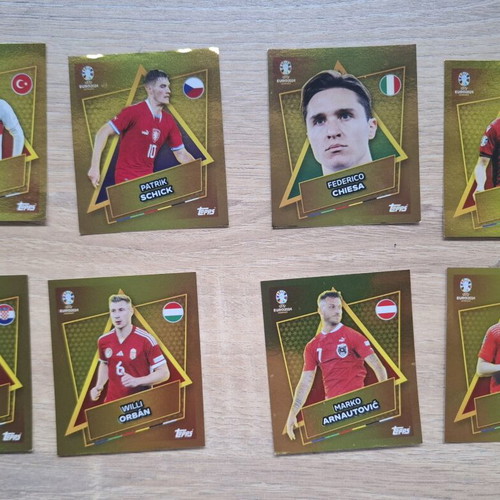 Euro Topps 2024 pack of 8 gold stickers new