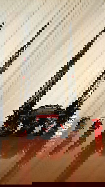 LEGO Star Wars - Kylo Ren's Shuttle 75256