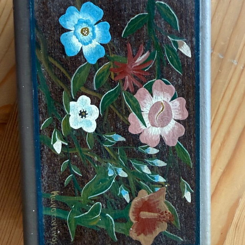 Wooden painted jewelry box "Tanagraia" used
