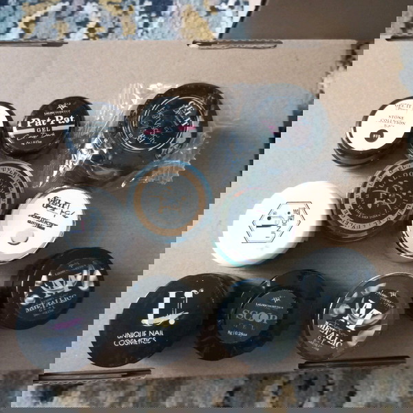 10 σετ Nail acrygel, gel, metalic gel paints etc (gel it up, lalloo, unique nail cosmetics) set