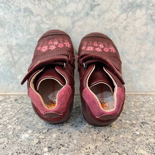 Biomecanics anatomical boots used, burgundy with floral design for girl