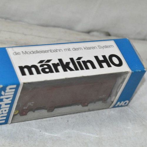 Märklin HO 4406 Closed Freight Wagon like new, 1979, Made in Germany