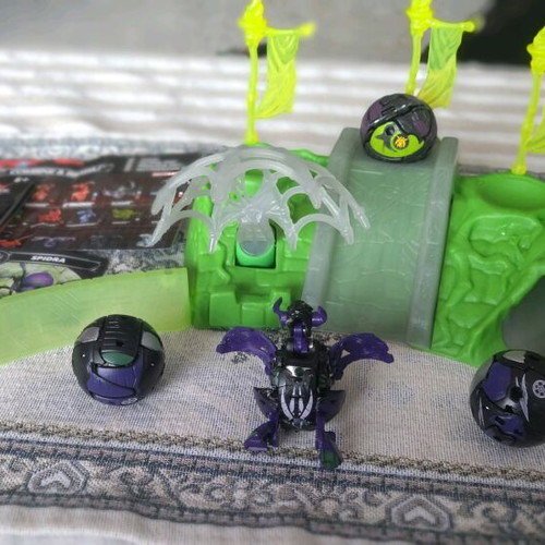 Spin Master Bakugan Spidra Training Set new