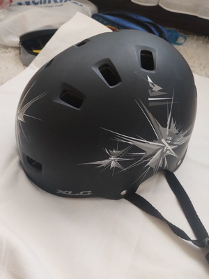 XLC Urban BH-C22 Kids Helmet new, ideal for BMX and city