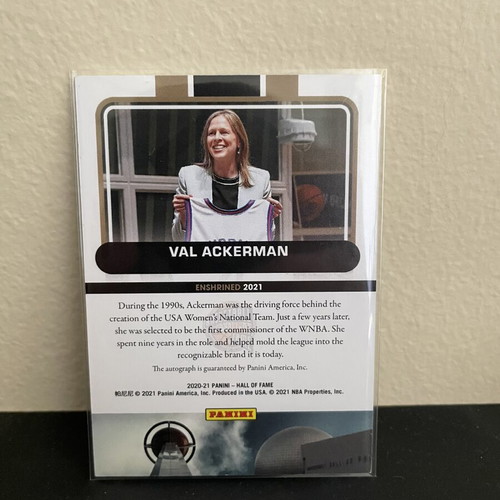 2020-21 Panini HOF Val Ackerman On Card Auto, like new