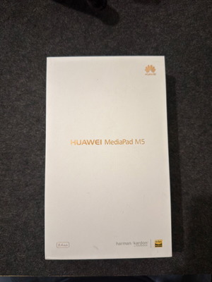 Huawei MediaPad M5 8.4" tablet like new, 2K display, Harman Kardon sound