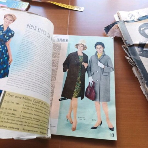 Fashion magazines used 1950-1960 for collectors