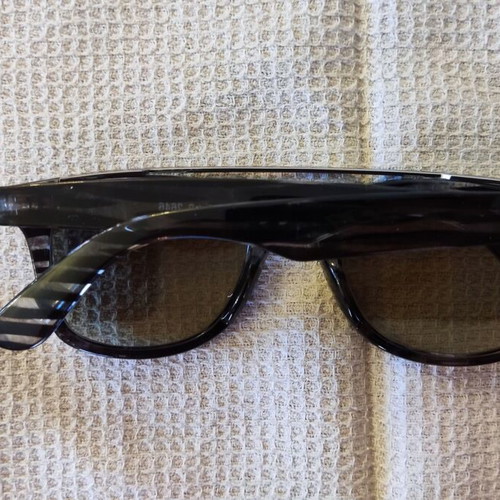 Solo-Solis NDL2646 sunglasses new, striped black and white frame