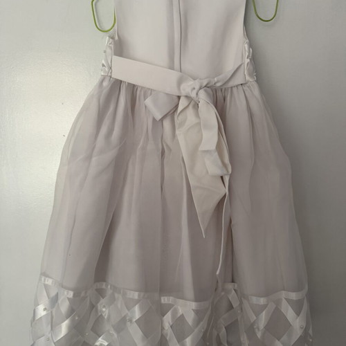 Flower girl dress like new, white, age 4