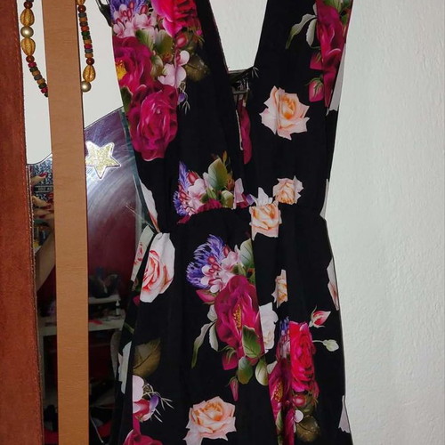 Multifunctional satin one-piece with shorts used, floral