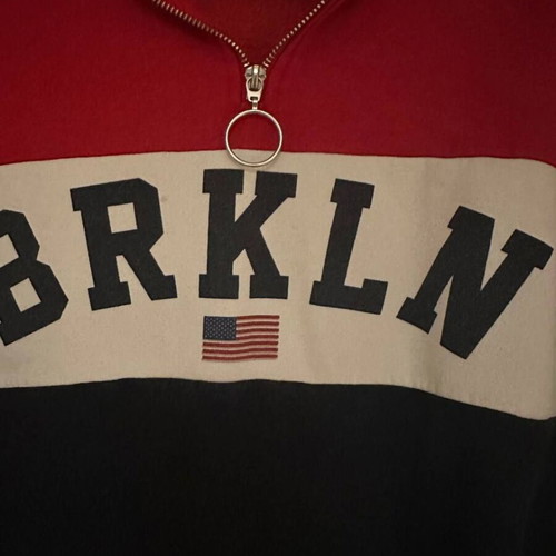 H&M Divided cropped hoodie used, size M, red-white-blue