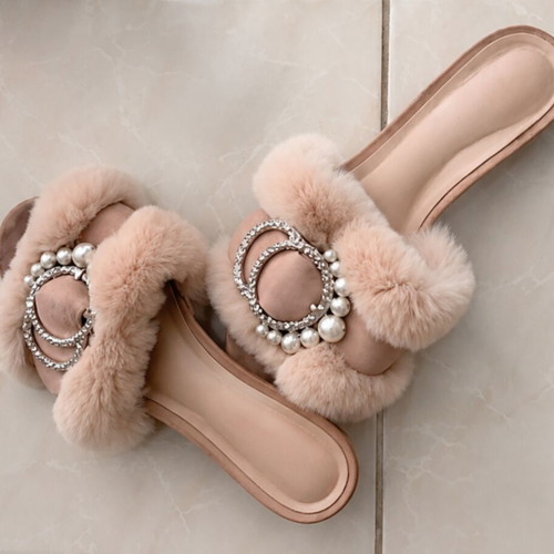 Galleria di Scarpe leather mules with fur and pearls size 39 like new