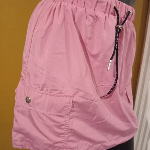 Kendall+Kylie mini skirt XS new, pink, double layer with pockets