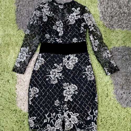 Lipsy London long sleeve lace and sequin midi dress new, black and white, size S/M
