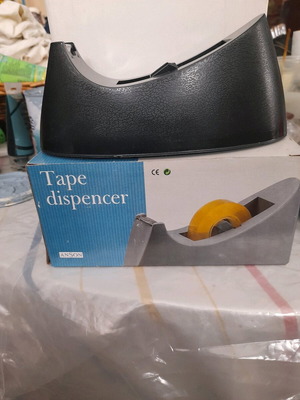 Tape dispenser new without tape