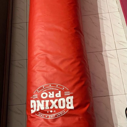 Kick Boxing and Boxing Bag new with hook, height 1.80m, weight 46kg