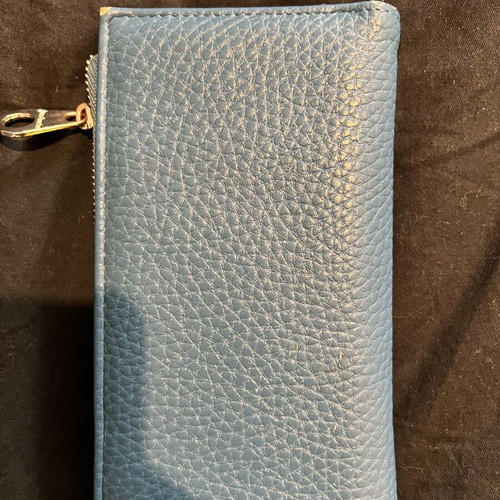 Stradivarius wallet used, dark blue
