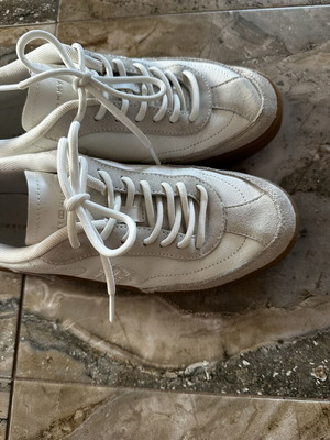 Tommy Hilfiger sneakers used, size 37.5/38, white