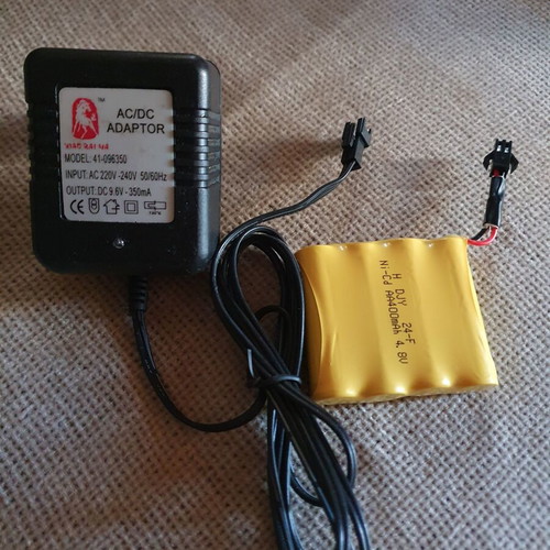 Special charger and Ni-CD battery pack for remote control used