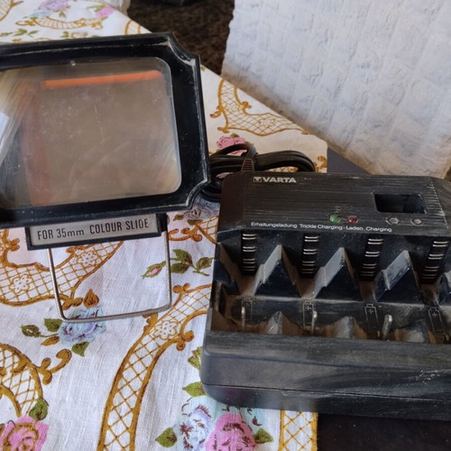 Vintage Slide Viewer 35mm Lunarama and Varta Battery Charger used