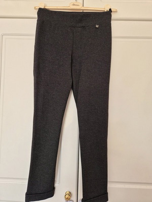 Attrattivo black pants-style leggings like new, size M