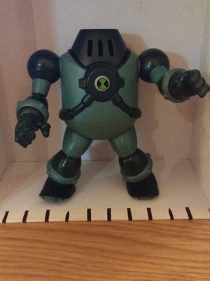 Ben 10 Ultimate Alien NRG 3.5” figure used