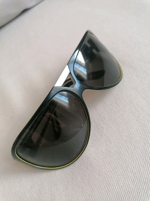 Diesel vintage sunglasses used, black with yellow without case