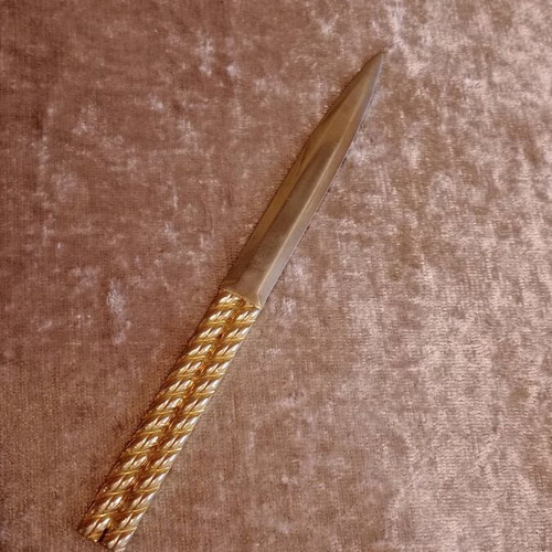 Vintage paper cutter like new