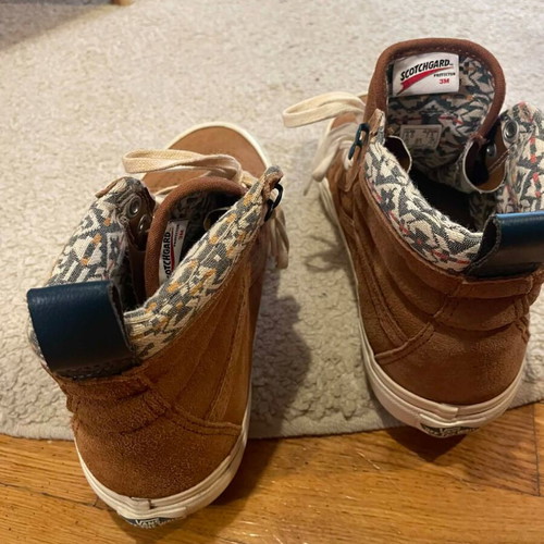 Vans suede boots like new, size 38, brown
