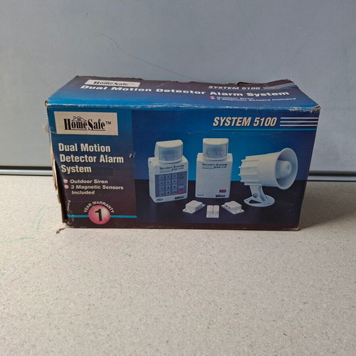 HomeSafe System 5100 alarm system with dual motion detectors and siren new