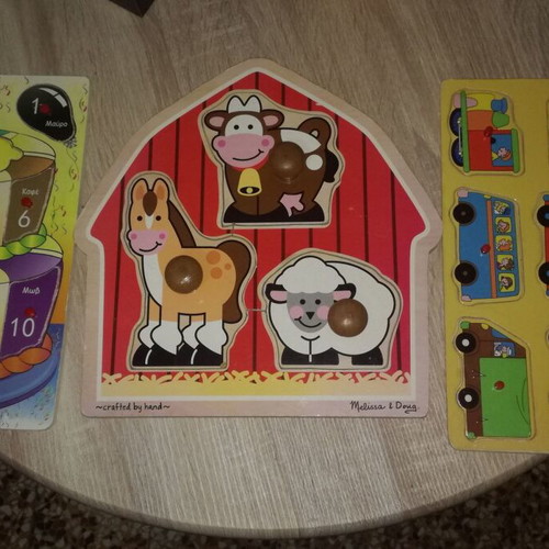 Wooden puzzles used, set of 3, Melissa & Doug
