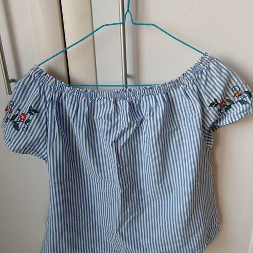 Zara girls blouse 13-14 years striped with embroidered flowers like new