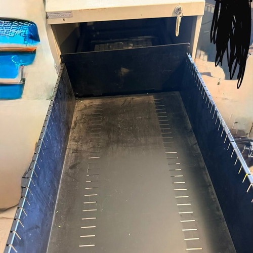 Metal drawer unit with 4 levels used, office storage