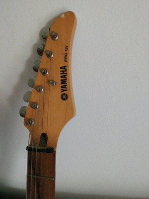 Yamaha ERG 121 guitar new, black color, unused