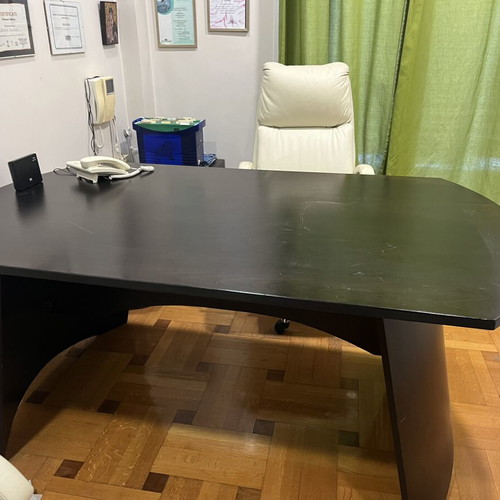 Executive desk wenge wood like new 170x100 cm