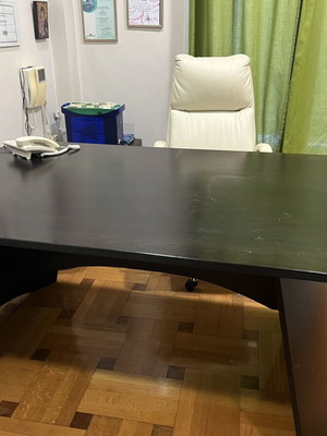 Executive desk wenge wood like new 170x100 cm