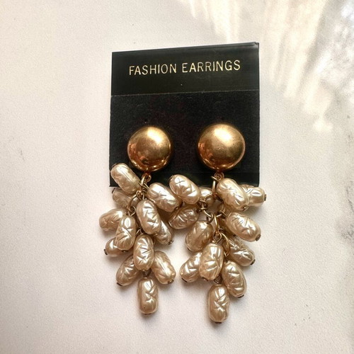 Vintage Cascade clip-on earrings with embossed texture, white and gold
