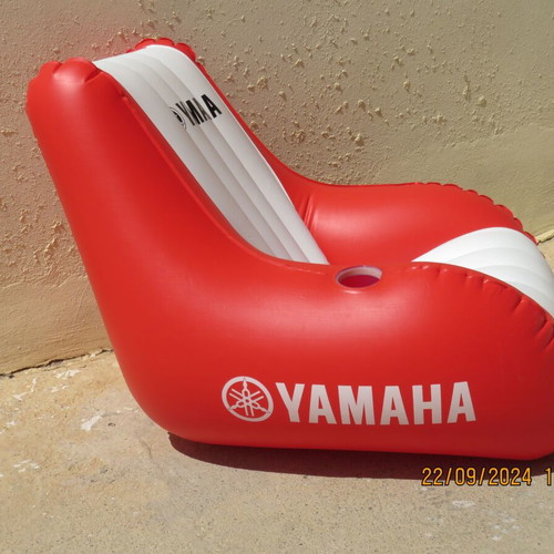 Yamaha inflatable chair new made of durable PVC